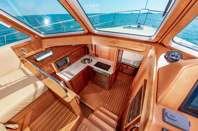 Plane Up Yacht Photos Pics 