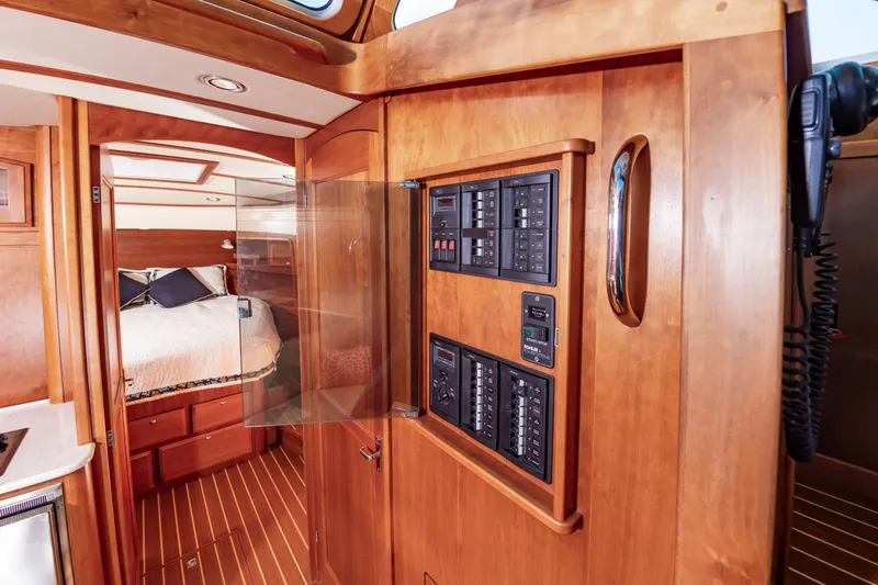 Plane Up Yacht Photos Pics 