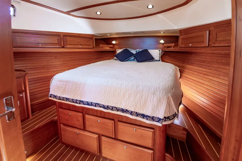 Plane Up Yacht Photos Pics 