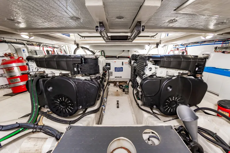 Plane Up Yacht Photos Pics 