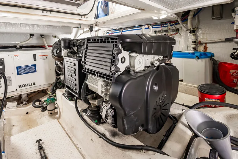 Plane Up Yacht Photos Pics 