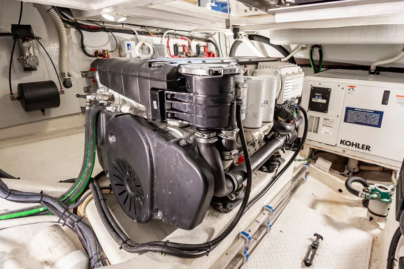 Plane Up Yacht Photos Pics 