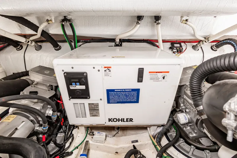 Plane Up Yacht Photos Pics 