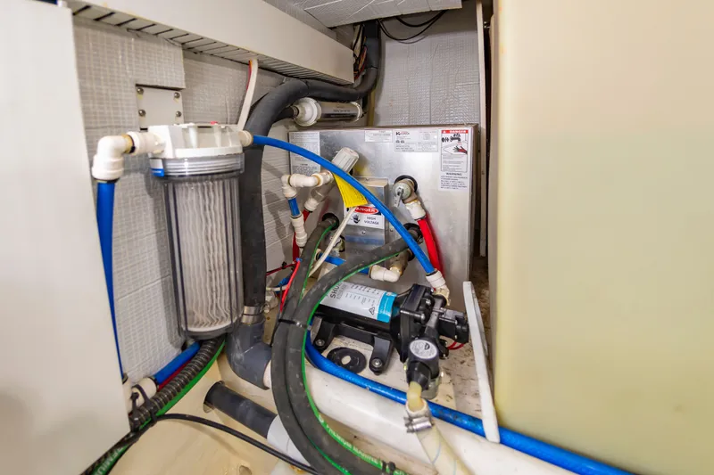 Plane Up Yacht Photos Pics 