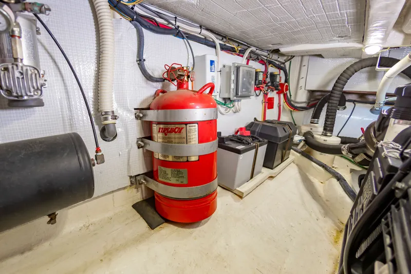 Plane Up Yacht Photos Pics 