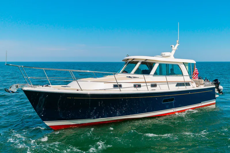 Plane Up Yacht Photos Pics 