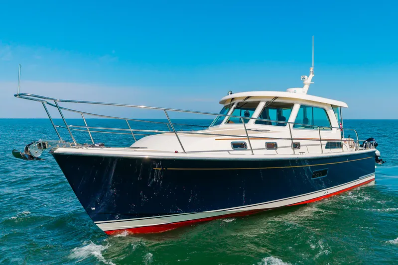 Plane Up Yacht Photos Pics 