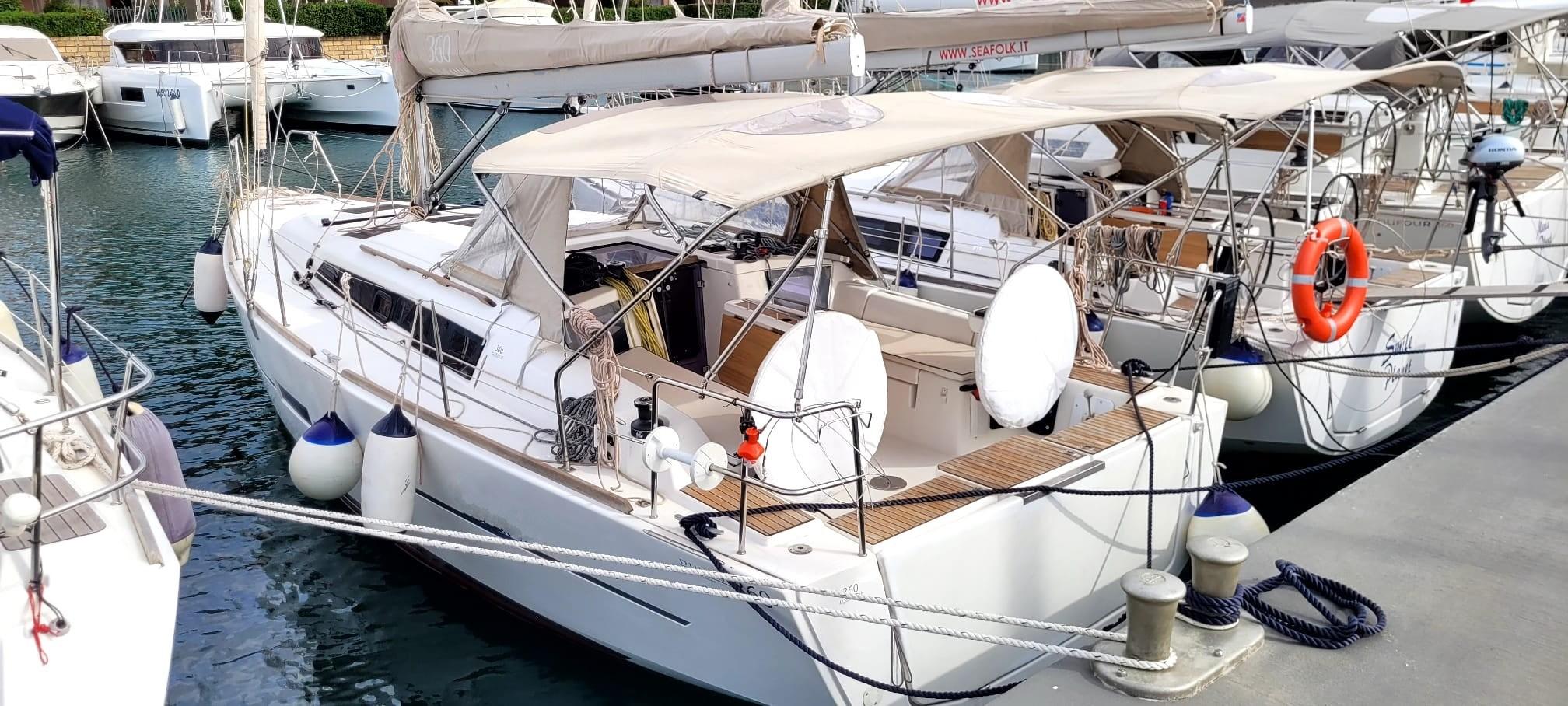 2018 Dufour 360 Grand Large