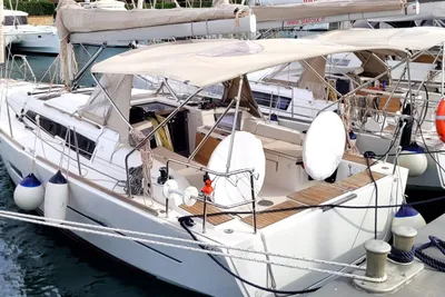 2018 Dufour 360 Grand Large