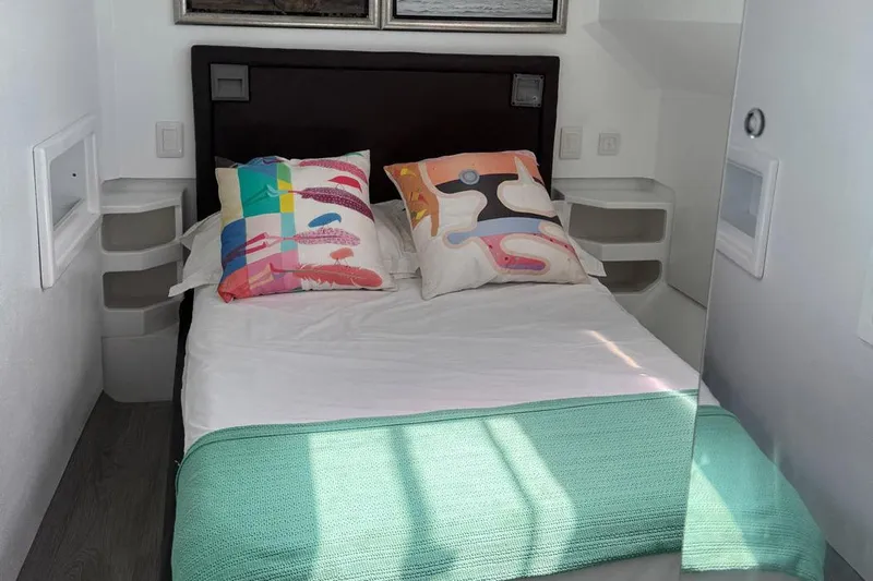 Pilar X Yacht Photos Pics Modern bedroom in Leeuwin 55 motorhome, 2024 model.