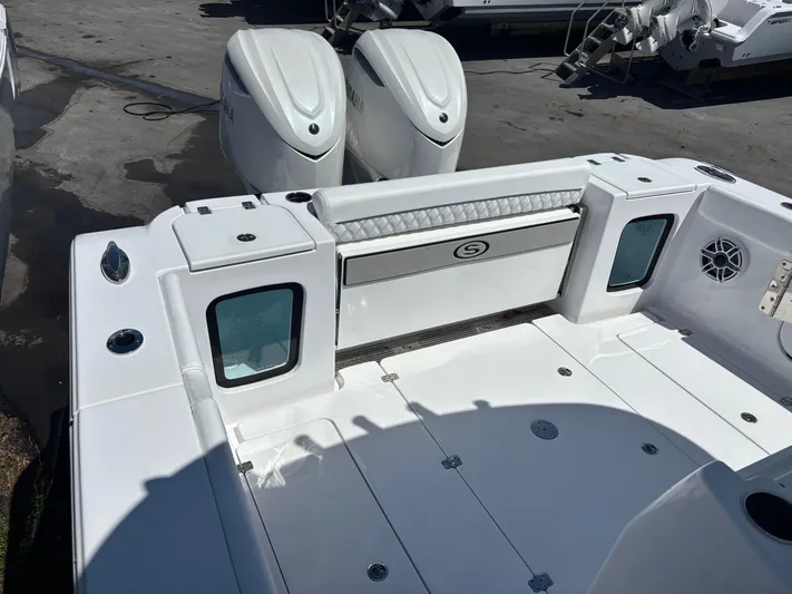  Yacht Photos Pics 2025 SPORTSMAN 322 OPEN - Image 6