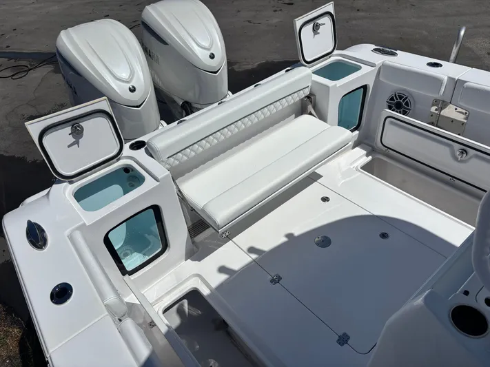  Yacht Photos Pics 2025 SPORTSMAN 322 OPEN - Image 5