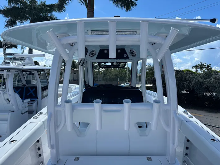  Yacht Photos Pics 2025 SPORTSMAN 322 OPEN - Image 10