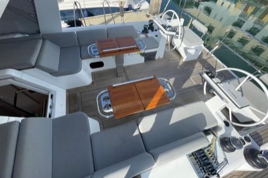 2022 Beneteau 54
