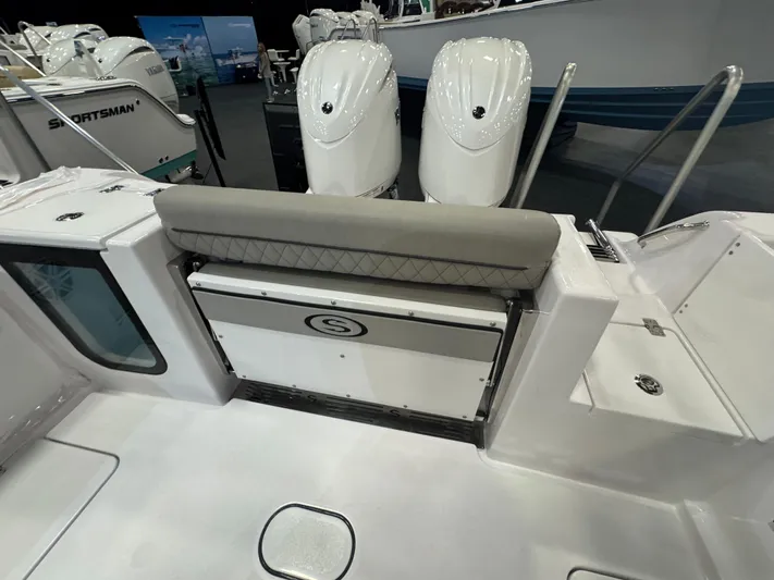  Yacht Photos Pics 2025 Sportsman 252 Open - Image 6