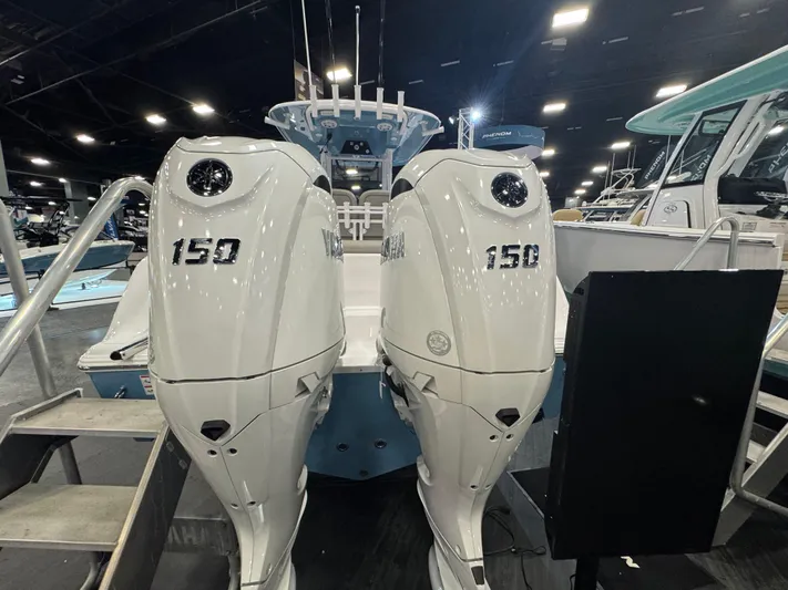  Yacht Photos Pics 2025 Sportsman 252 Open - Image 3