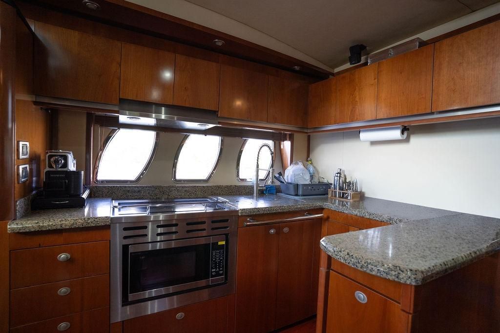 2005 Sea Ray 48 