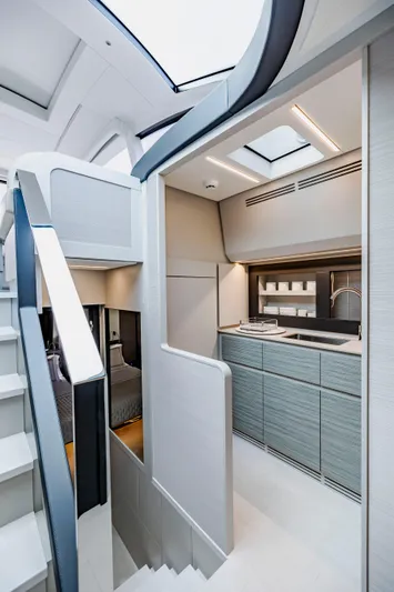 Sea Suite I Yacht Photos Pics 