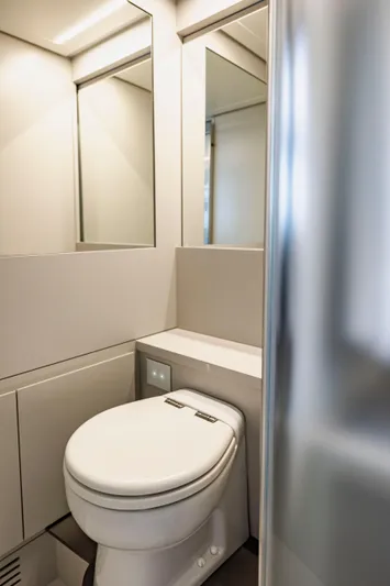 Sea Suite I Yacht Photos Pics 