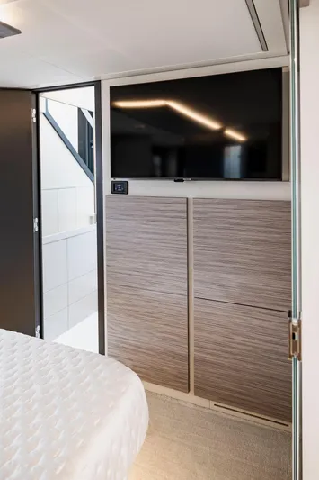 Sea Suite I Yacht Photos Pics 