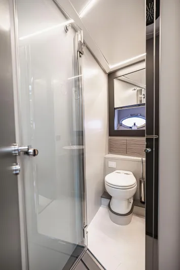 Sea Suite I Yacht Photos Pics 