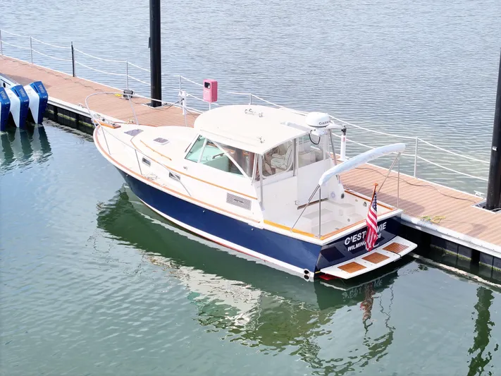 C'est La Vie Yacht Photos Pics 