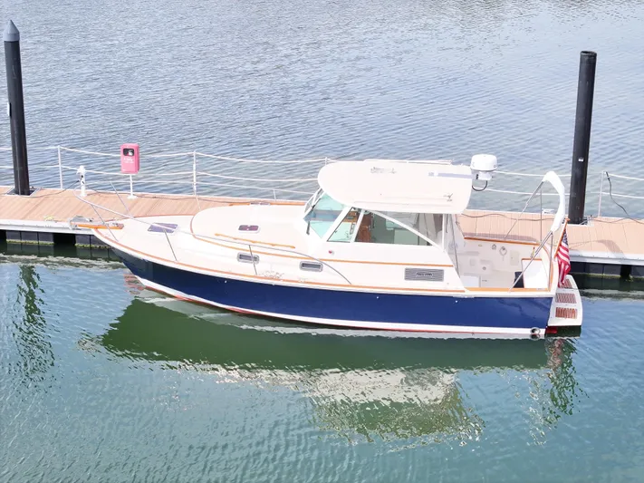 C'est La Vie Yacht Photos Pics 