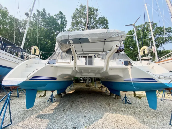 Ronin Yacht Photos Pics 2016 Celtic Yachts 40 catamaran on stands, showcasing hull design and structure.