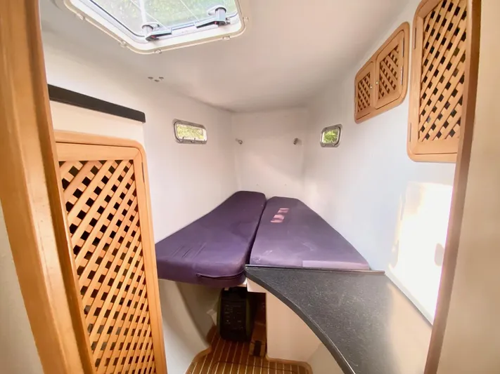 Ronin Yacht Photos Pics 