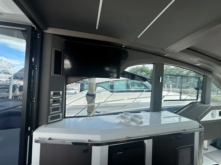 Sea Addendum Yacht Photos Pics Interior of 2021 Galeon 425 HTS yacht with modern amenities and sleek design.