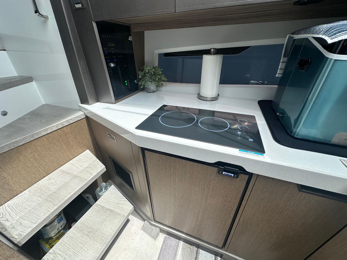 2021 Galeon 43 
