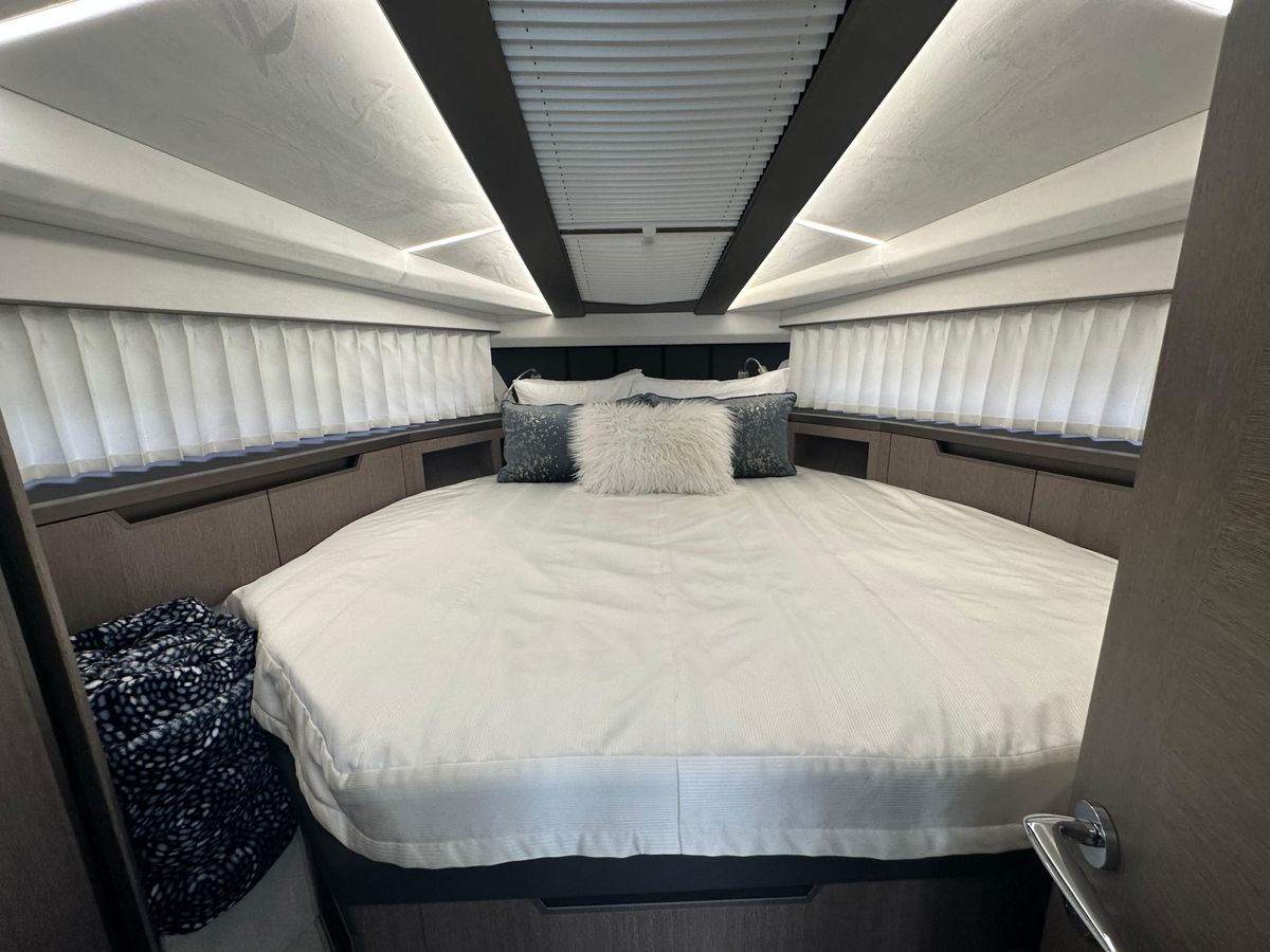2021 Galeon 43 