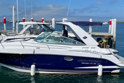 Monterey 295 Sport Yacht