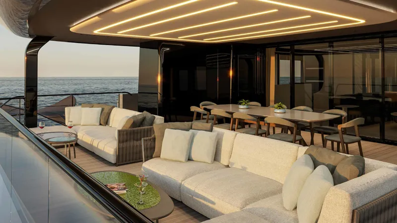  Yacht Photos Pics ULTIMA 111