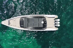 2025 Axopar 45 Cross Top