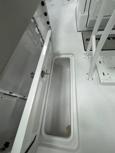  Yacht Photos Pics 2025 Sportsman 252 Open - Image 10