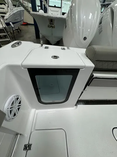  Yacht Photos Pics 2025 Sportsman 252 Open - Image 16