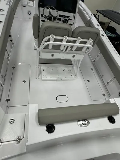  Yacht Photos Pics 2025 Sportsman 252 Open - Image 9