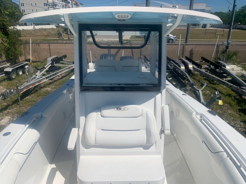 2017 Sea Hunt Gamefish 30