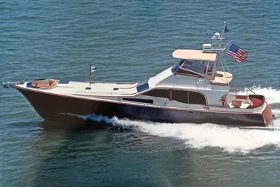 Midnight Lace 52 Flybridge