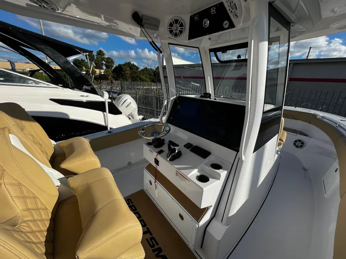  Yacht Photos Pics 2024 Sportsman 282 Open Te - Image 10