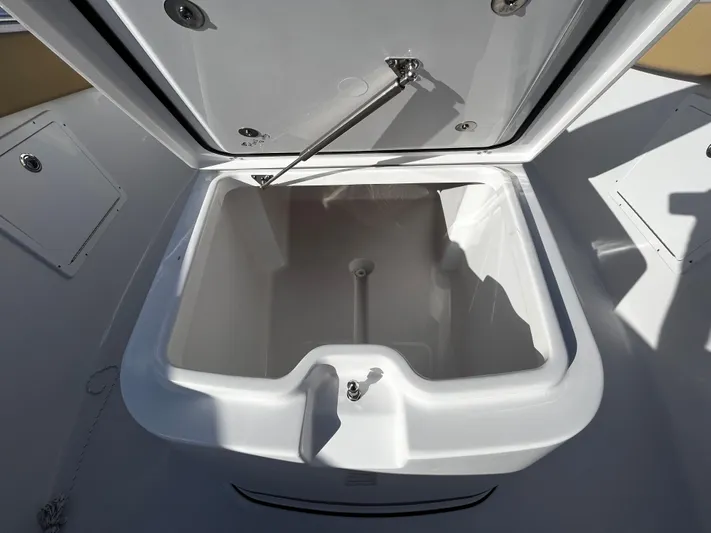  Yacht Photos Pics 2024 Sportsman 282 Open Te - Image 20