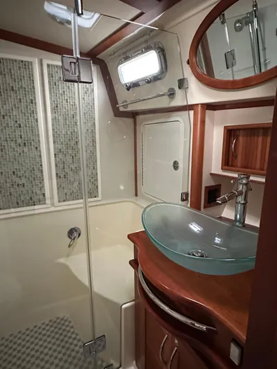 Noelani Yacht Photos Pics 