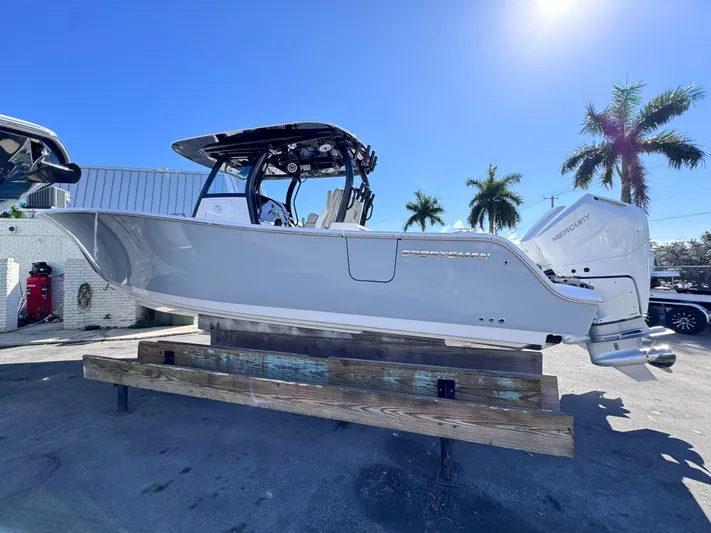  Yacht Photos Pics 2025 SPORTSMAN 322 OPEN - Image 1