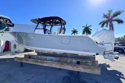 Sportsman Open 322 Center Console