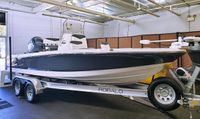 2022 Robalo 206 Cayman