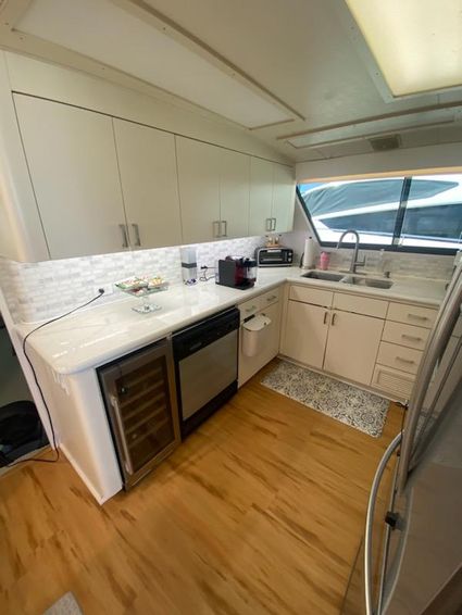 1989-78-hatteras-custom-cockpit-motor-yacht