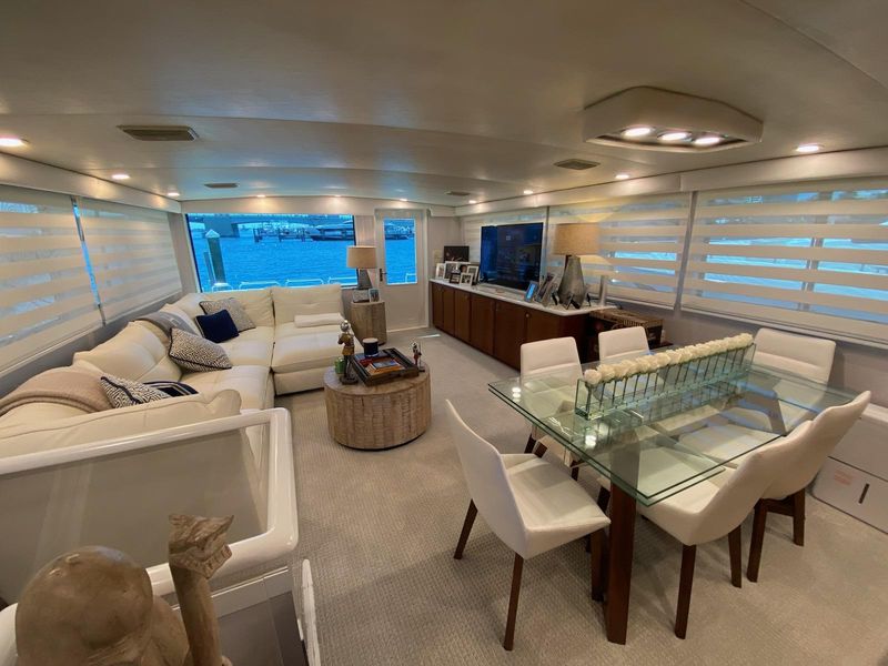 1989 Hatteras CUSTOM COCKPIT MOTOR YACHT