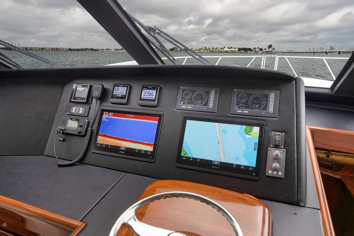 2007 Viking 52 