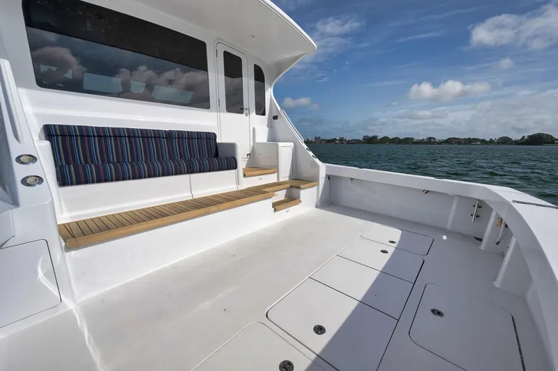 Smooth Operator Yacht Photos Pics Viking 52 Smooth Operator - Cockpit, Mezzanine Seating